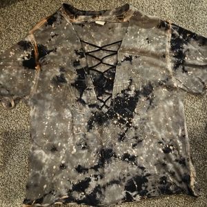 Affliction black and beige speckles tee shirt size xl